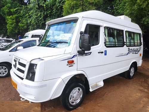 Autobús para viaje al sur de la India