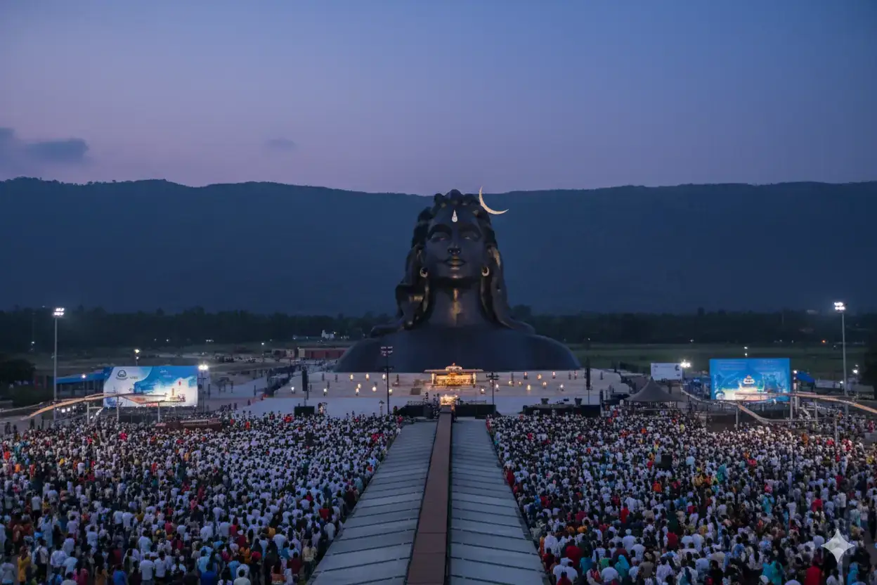 Busto de Adiyogi Shiva – Coimbatore