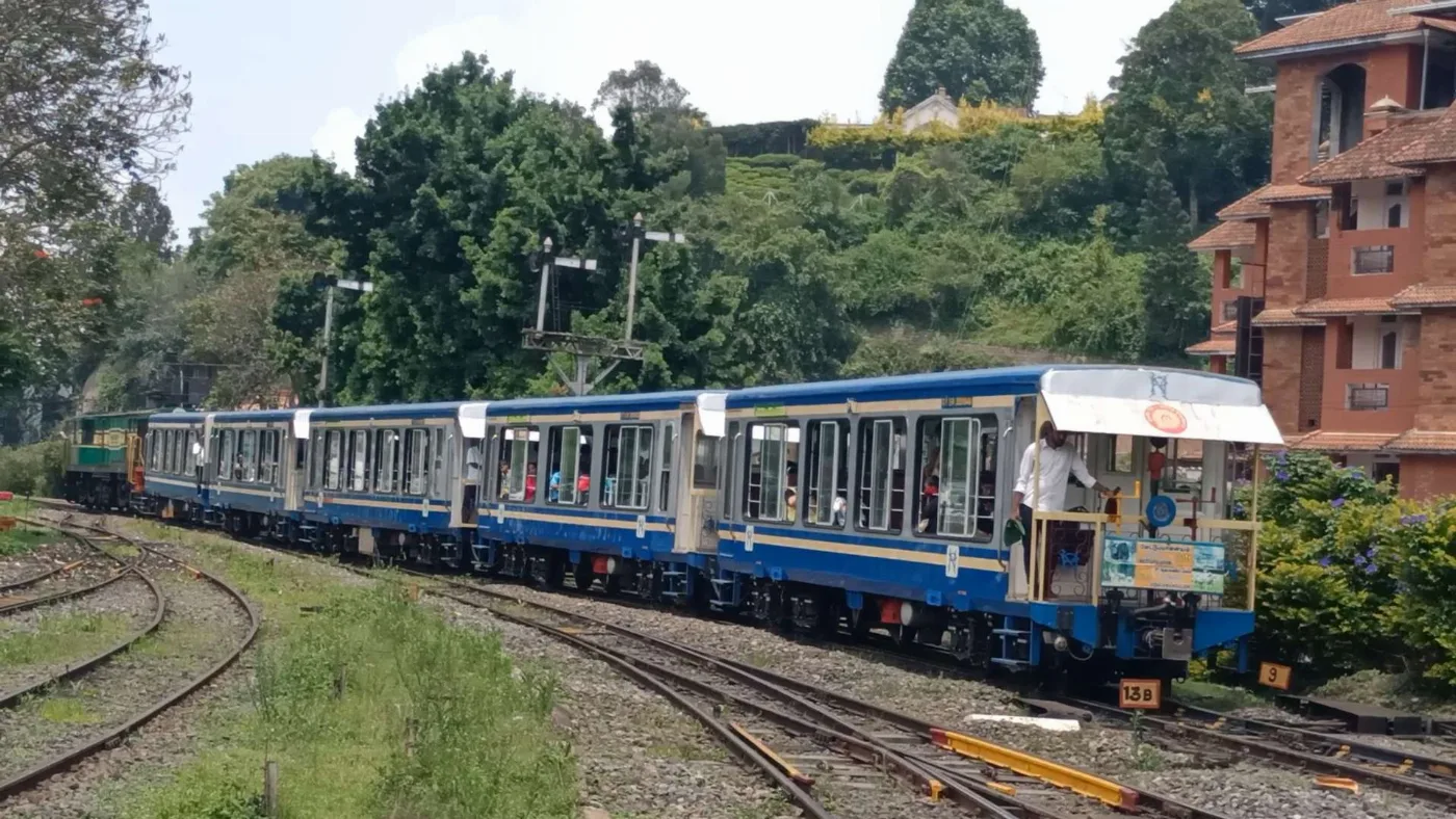 Tren de juguete Nilgiri en Ooty